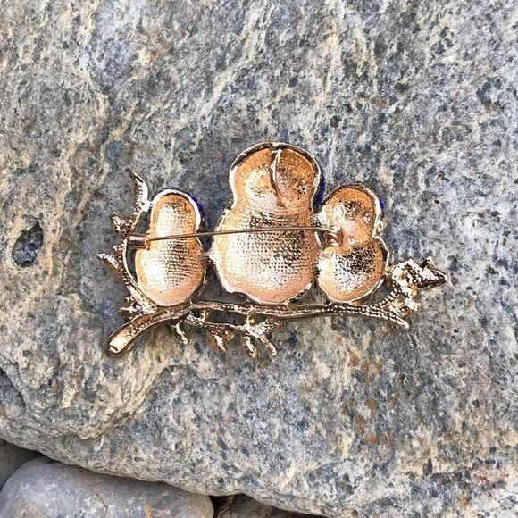 Owl Brooch - Picture 3 of 6